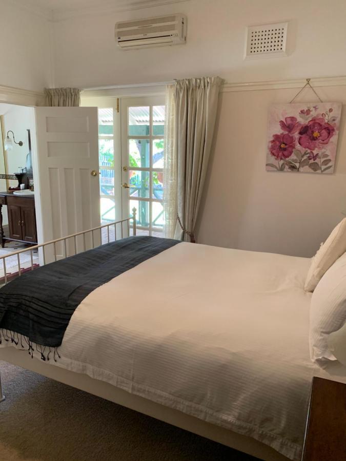 Rosebridge House Bed & Breakfast Adult Retreat Gooseberry Hill Exterior photo